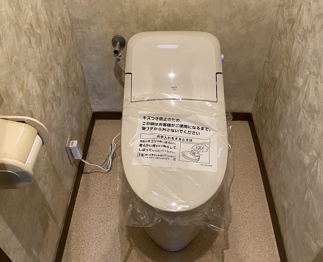 トイレ内装一式