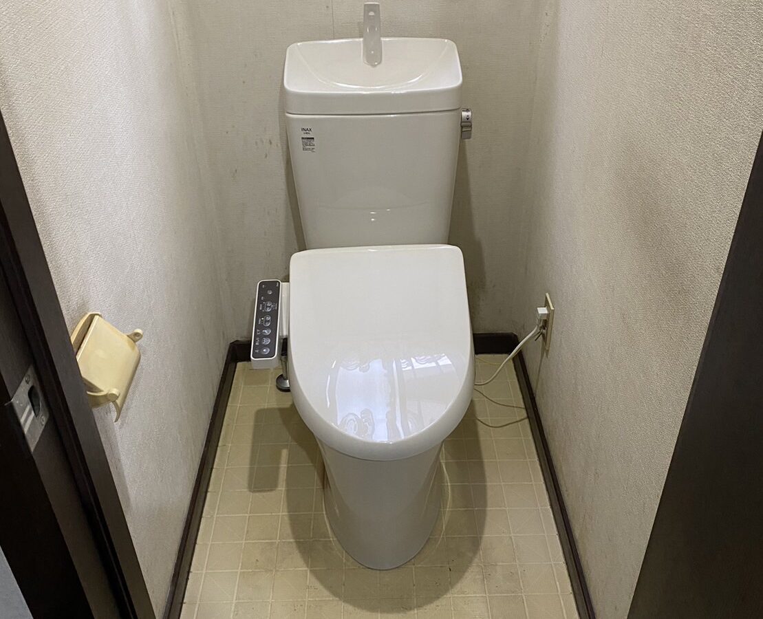 トイレ内装一式