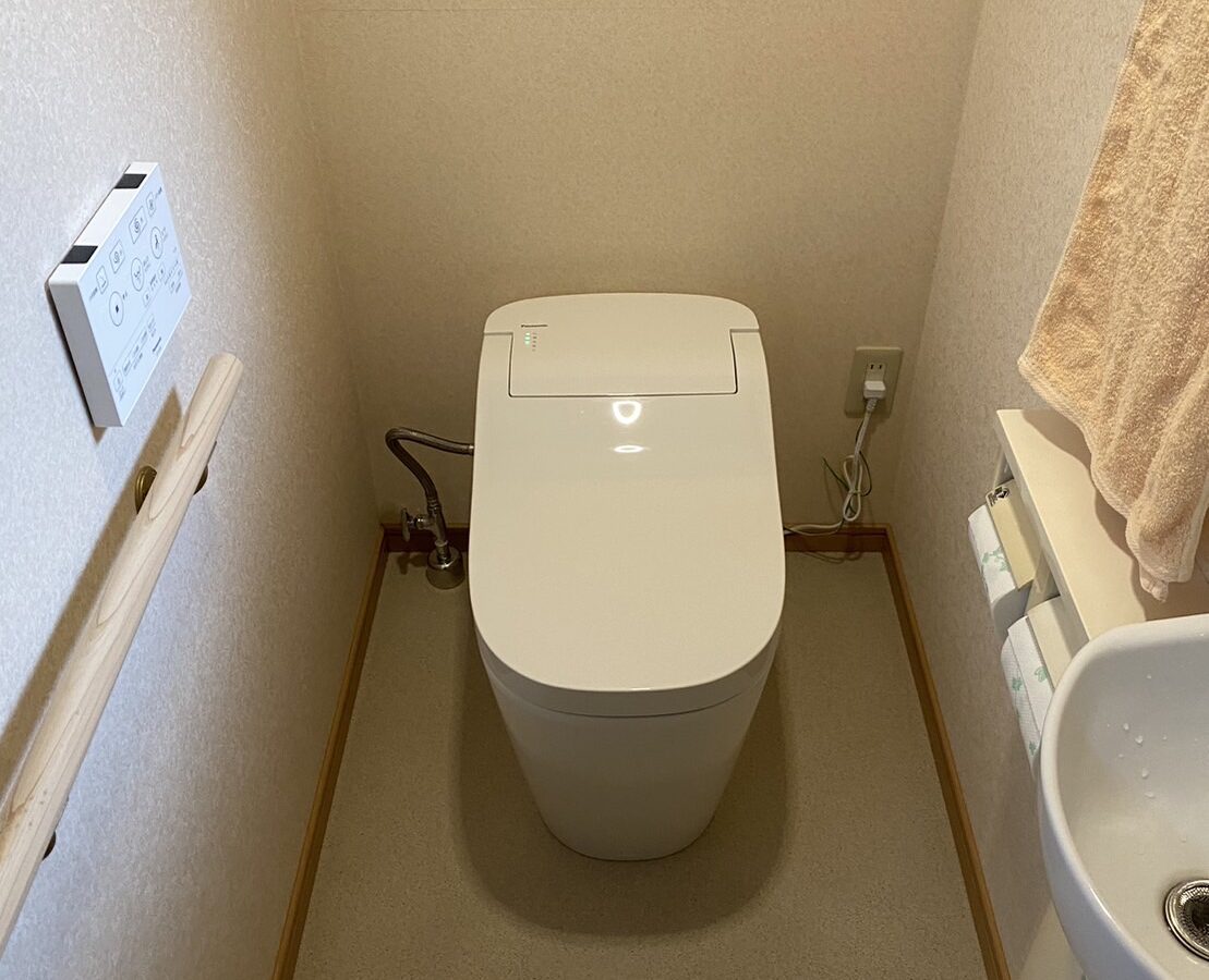 トイレ内装一式